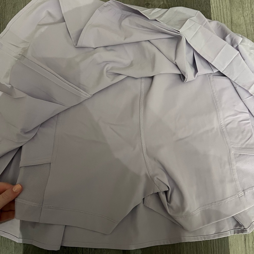 Lululemon Skirt - Picture 4 of 5